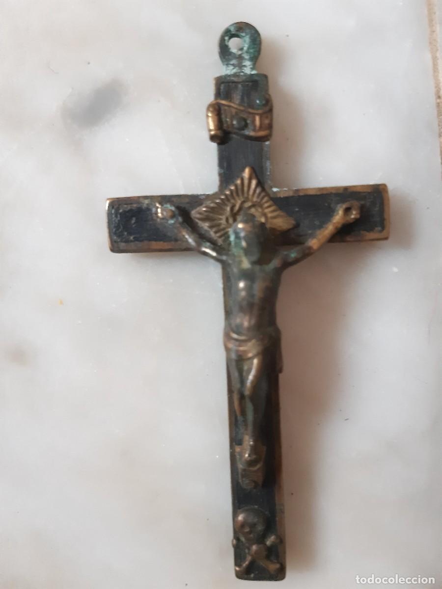 Antig&uuml;edades: OR83. Cruz bronce - Foto 1