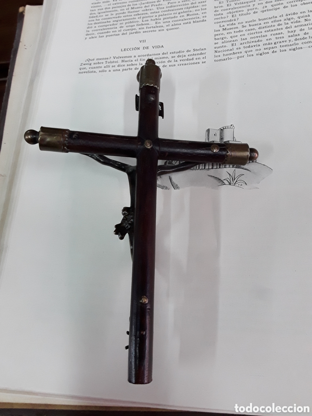 Antig&uuml;edades: Cristo de bronce - Foto 8