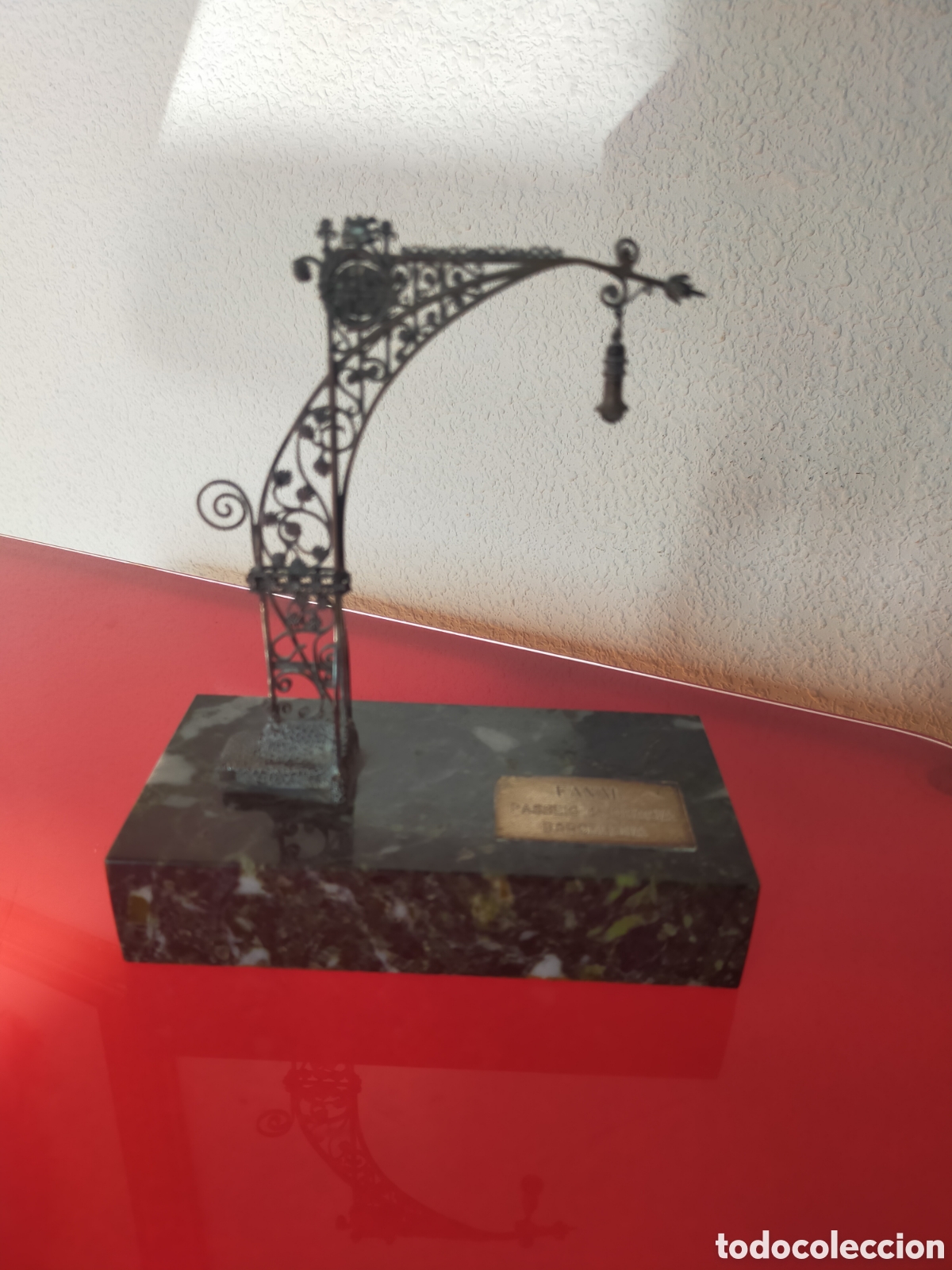 Antig&uuml;edades: Farola de Gaud&iacute; plata - Foto 1