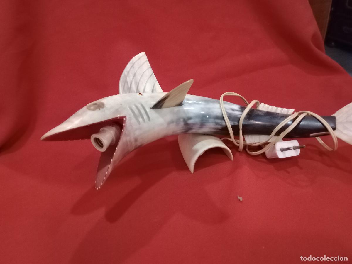 Antig&uuml;edades: lampara hecha con cuerno de toro - Foto 1