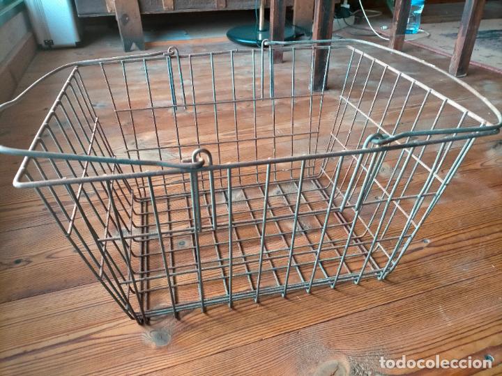 Antig&uuml;edades: Cesta de hierro cesto antiguo de tienda compras para comprar de la compra rectangular rejilla - Foto 4