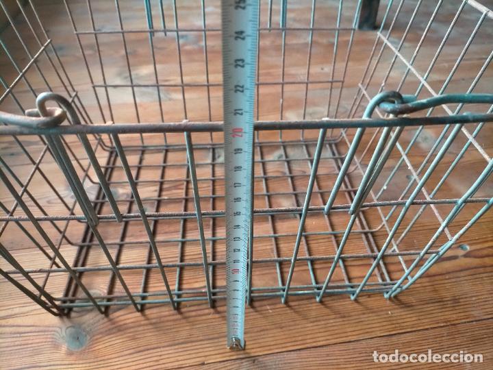 Antig&uuml;edades: Cesta de hierro cesto antiguo de tienda compras para comprar de la compra rectangular rejilla - Foto 5