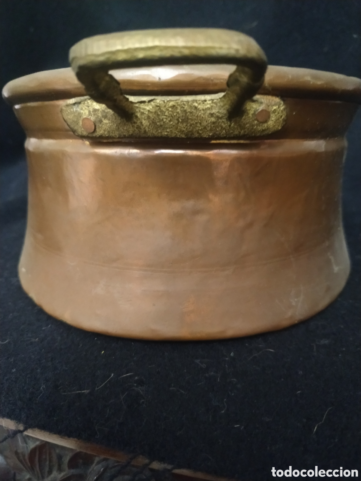 Antig&uuml;edades: Centro de mesa de cobre con asa de bronce - Foto 7
