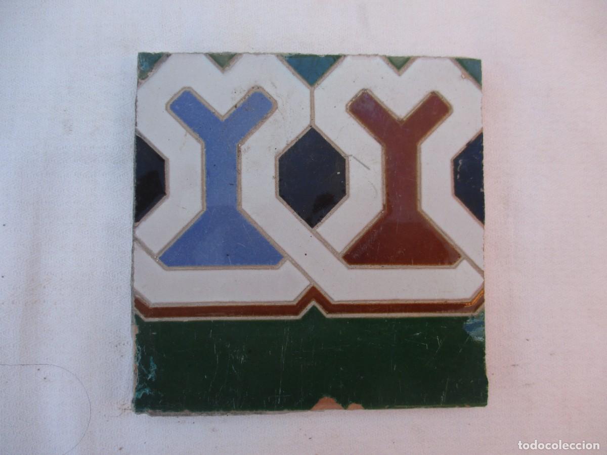 Antig&uuml;edades: Azulejo antiguo de Triana - Foto 1