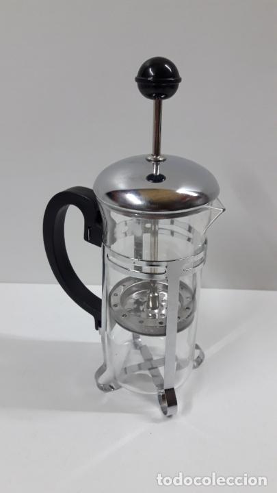 Antig&uuml;edades: CAFETERA / TETERA DE EMBOLO . - Foto 2