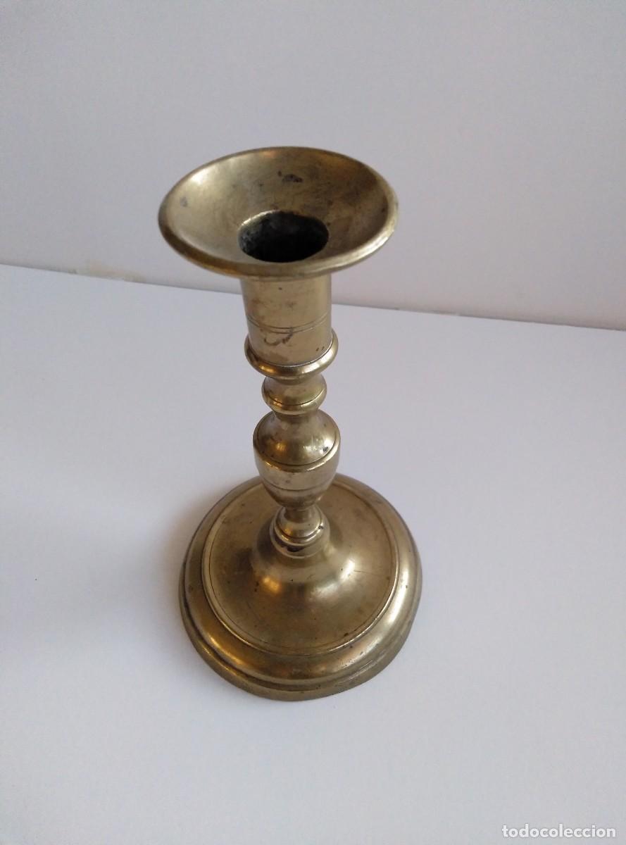 Antig&uuml;edades: CANDELABRO DE BRONCE - Foto 2