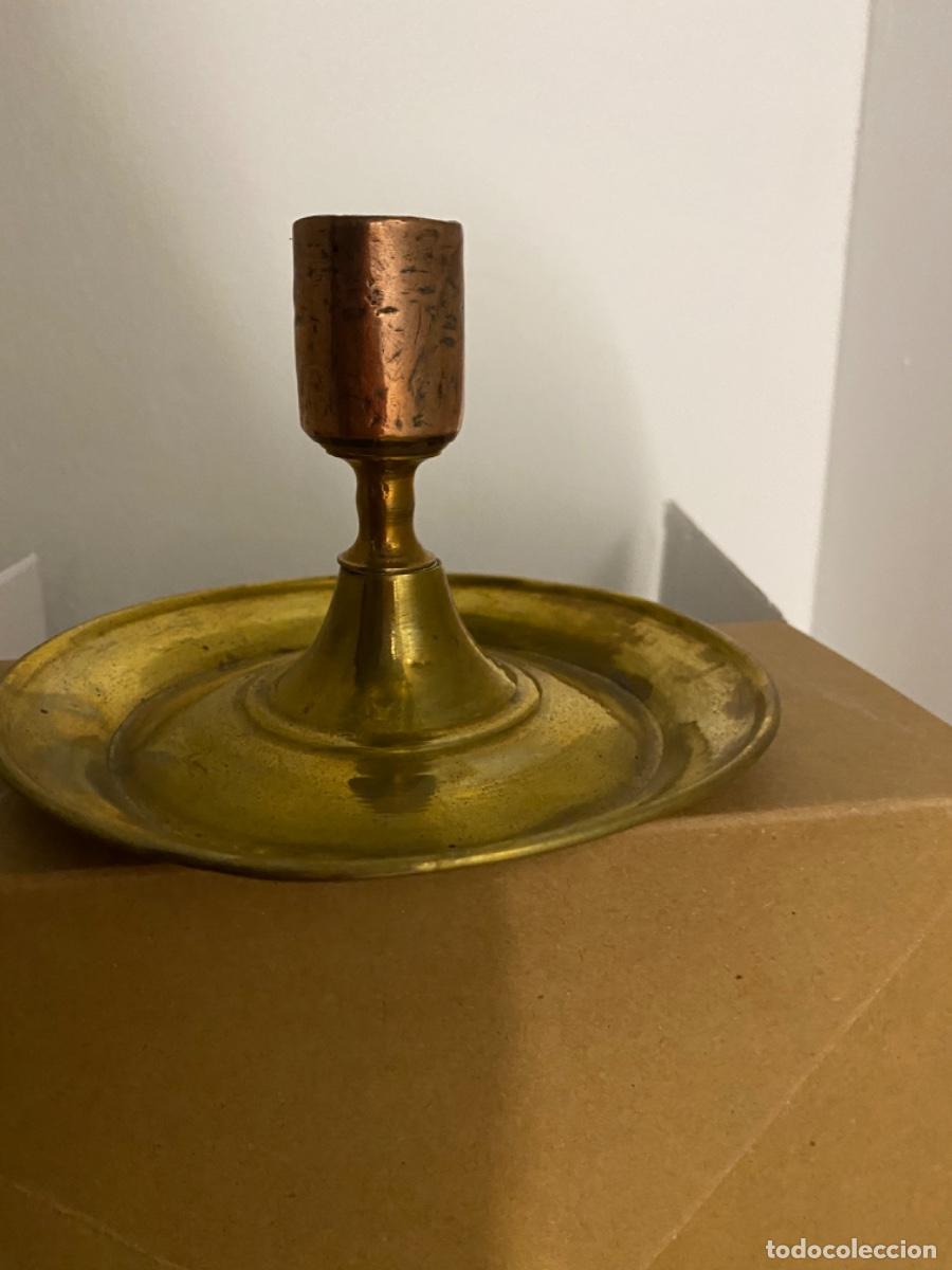 Antig&uuml;edades: Candelabro antiguo de bronce y cobre - Foto 1