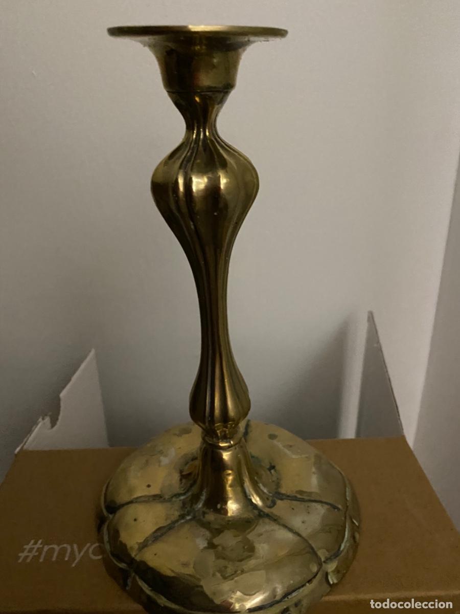 Antig&uuml;edades: Candelabro antiguo de bronce - Foto 1