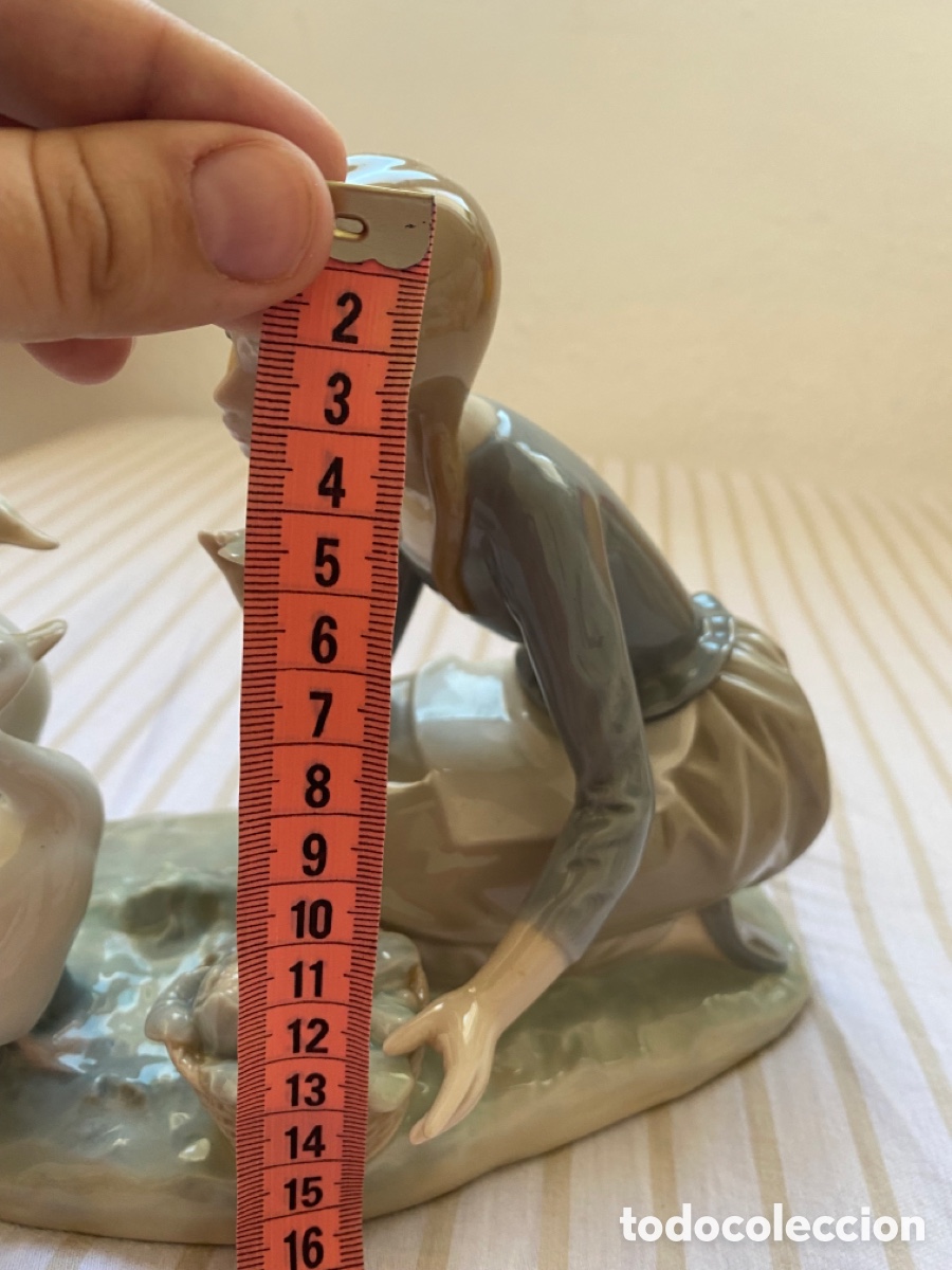 Antig&uuml;edades: Figura Lladr&oacute; Chica con dos ocas - Foto 9