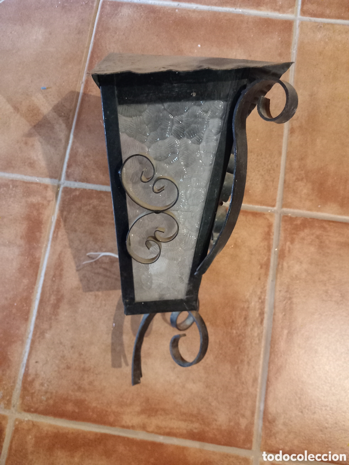Antig&uuml;edades: Farol de jard&iacute;n de forja - Foto 2