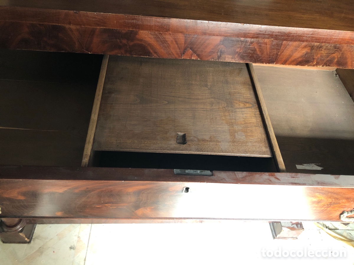 Antig&uuml;edades: G Comoda estilo imperio en madera de caoba - Foto 4