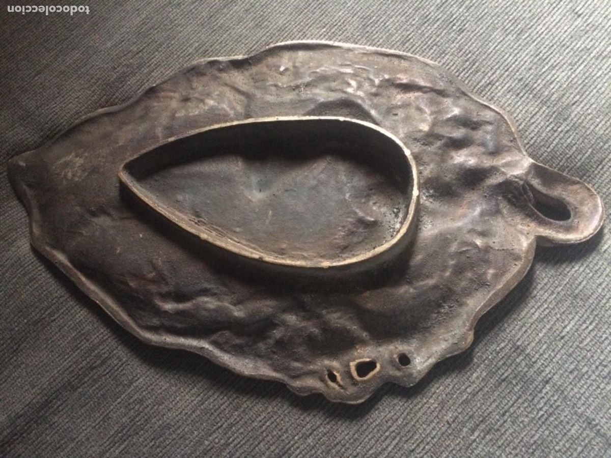 Antig&uuml;edades: Bandeja centro art deco bronce xix - Foto 2