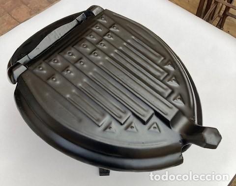 Antig&uuml;edades: Carbonera de hierro fundido - Foto 1