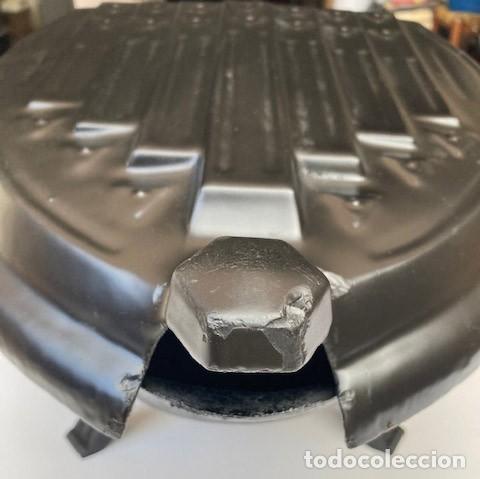 Antig&uuml;edades: Carbonera de hierro fundido - Foto 7
