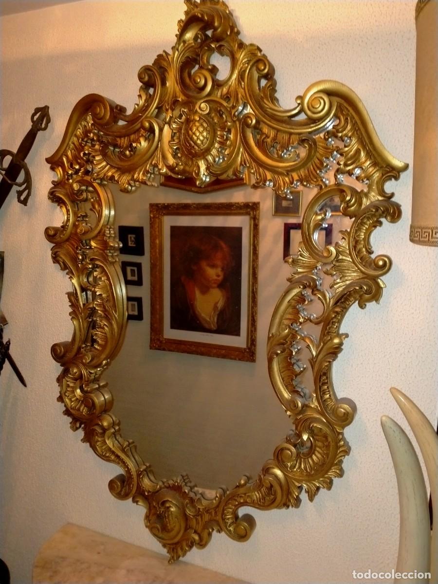 Antig&uuml;edades: GRAN ESPEJO EN MADERA TALLADA - Foto 1