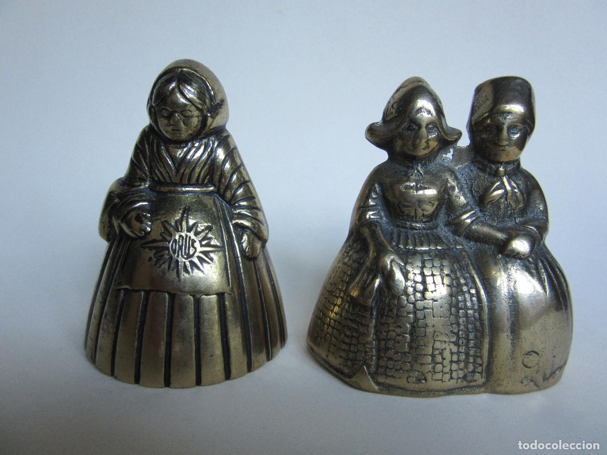 Antig&uuml;edades: CAMPANAS DE BRONCE CON FIGURAS DE MUJER - Foto 1