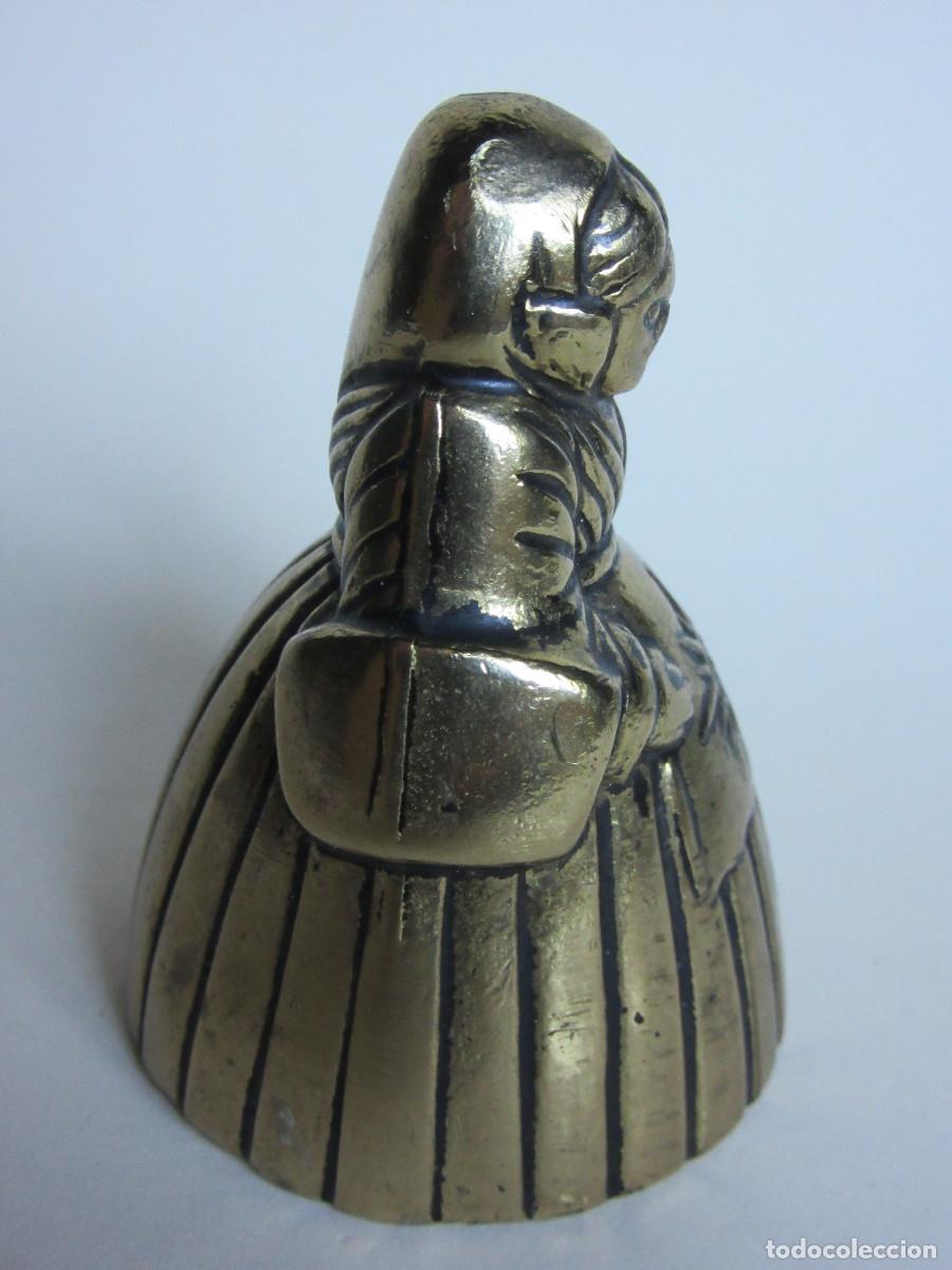 Antig&uuml;edades: CAMPANAS DE BRONCE CON FIGURAS DE MUJER - Foto 9