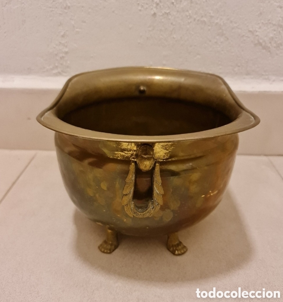 Antig&uuml;edades: Cuenco de bronce con asas. - Foto 2