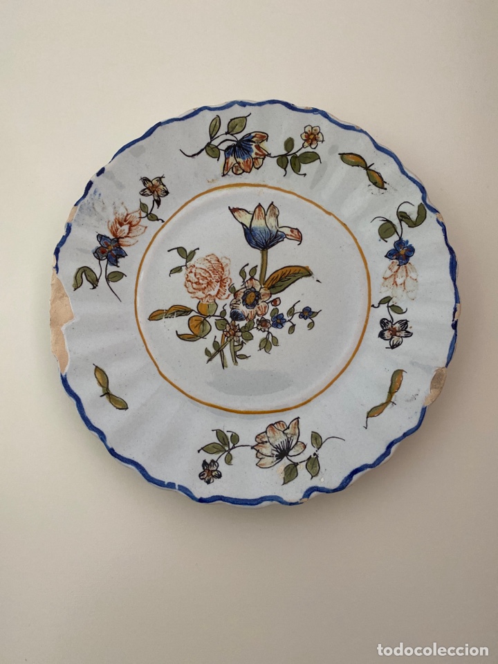 Antig&uuml;edades: Plato de cer&aacute;mica - Foto 1