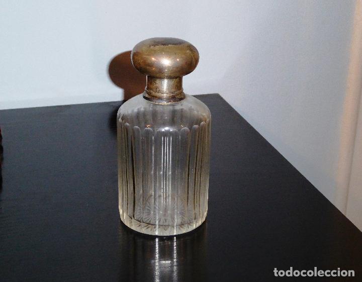 Antig&uuml;edades: ANTIGUO BOTE TOCADOR DE CRISTAL - Foto 2