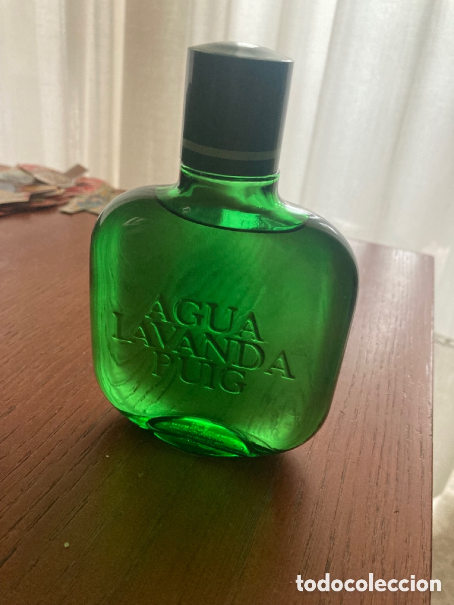 Antig&uuml;edades: Agua lavanda Puig - Foto 1