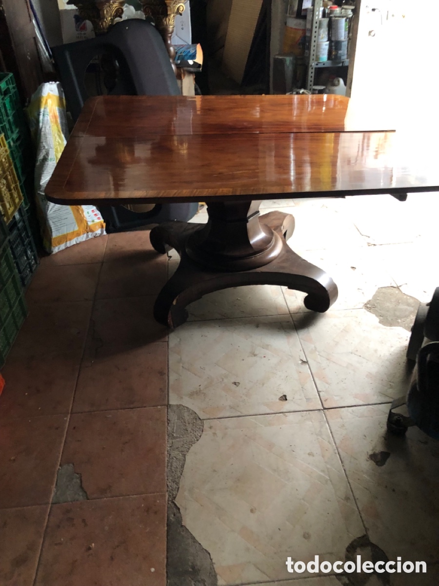 Antig&uuml;edades: Mesa de sal&oacute;n - Foto 1