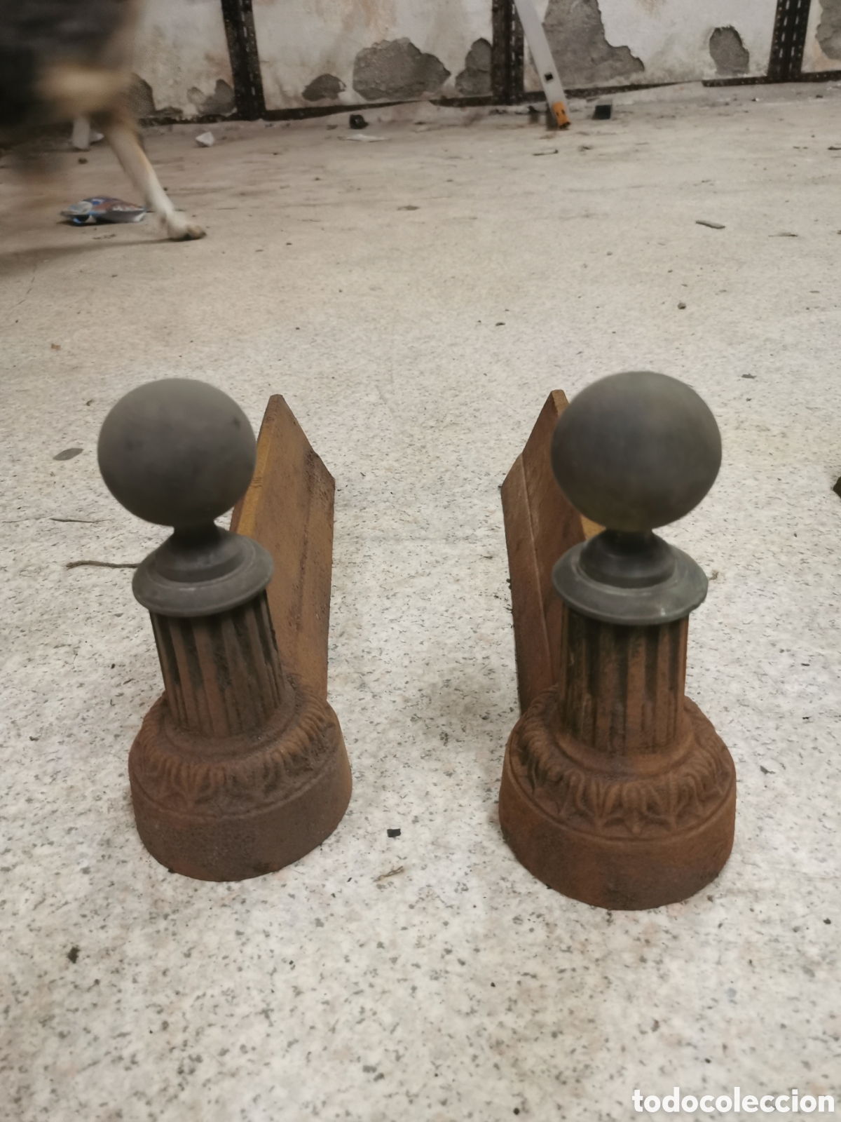 Antig&uuml;edades: Morrillos chimenea - Foto 1