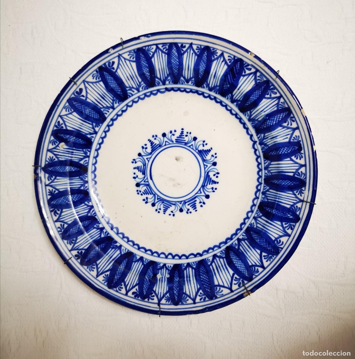 Antig&uuml;edades: Antigo plato de Manises - Foto 1