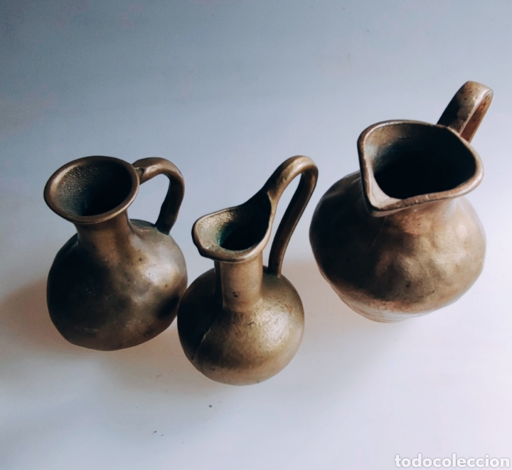 Antig&uuml;edades: Jarras de bronce macizas - Foto 11
