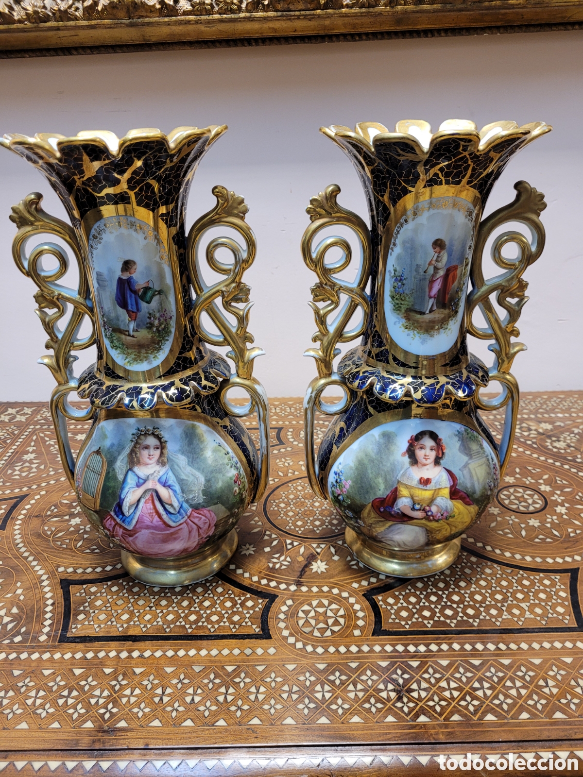 Antig&uuml;edades: Pareja de jarrones - Foto 1