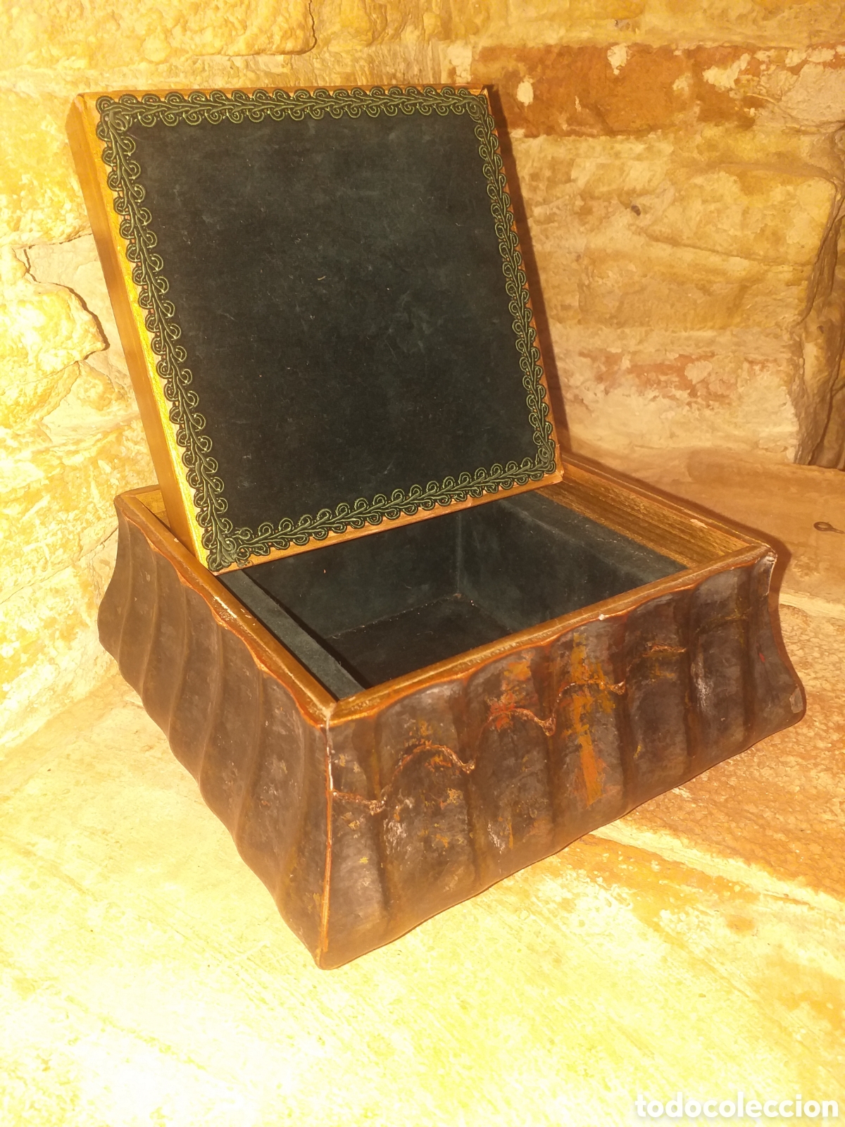Antig&uuml;edades: Caja en madera antigua - Foto 6
