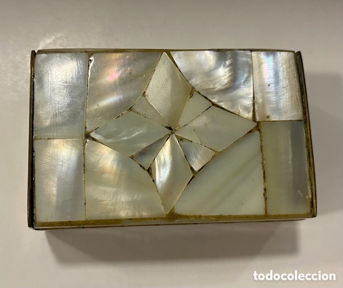Antig&uuml;edades: Peque&ntilde;a caja de n&aacute;car. - Foto 3