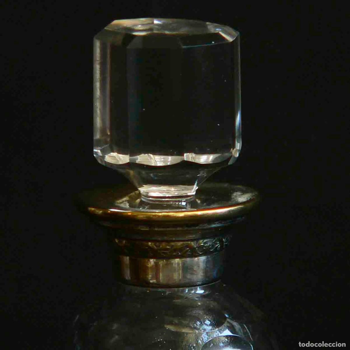 Antig&uuml;edades: BOTELLA LICORERA DE CRISTAL TALLADO - Foto 2