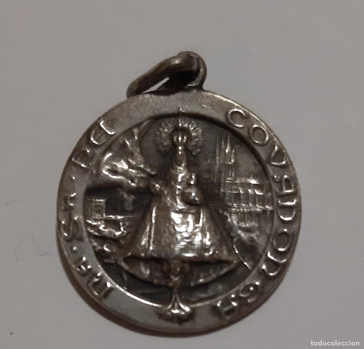 Antig&uuml;edades: MEDALLA VIRGEN DE COVADONGA EN PLATA - Foto 1