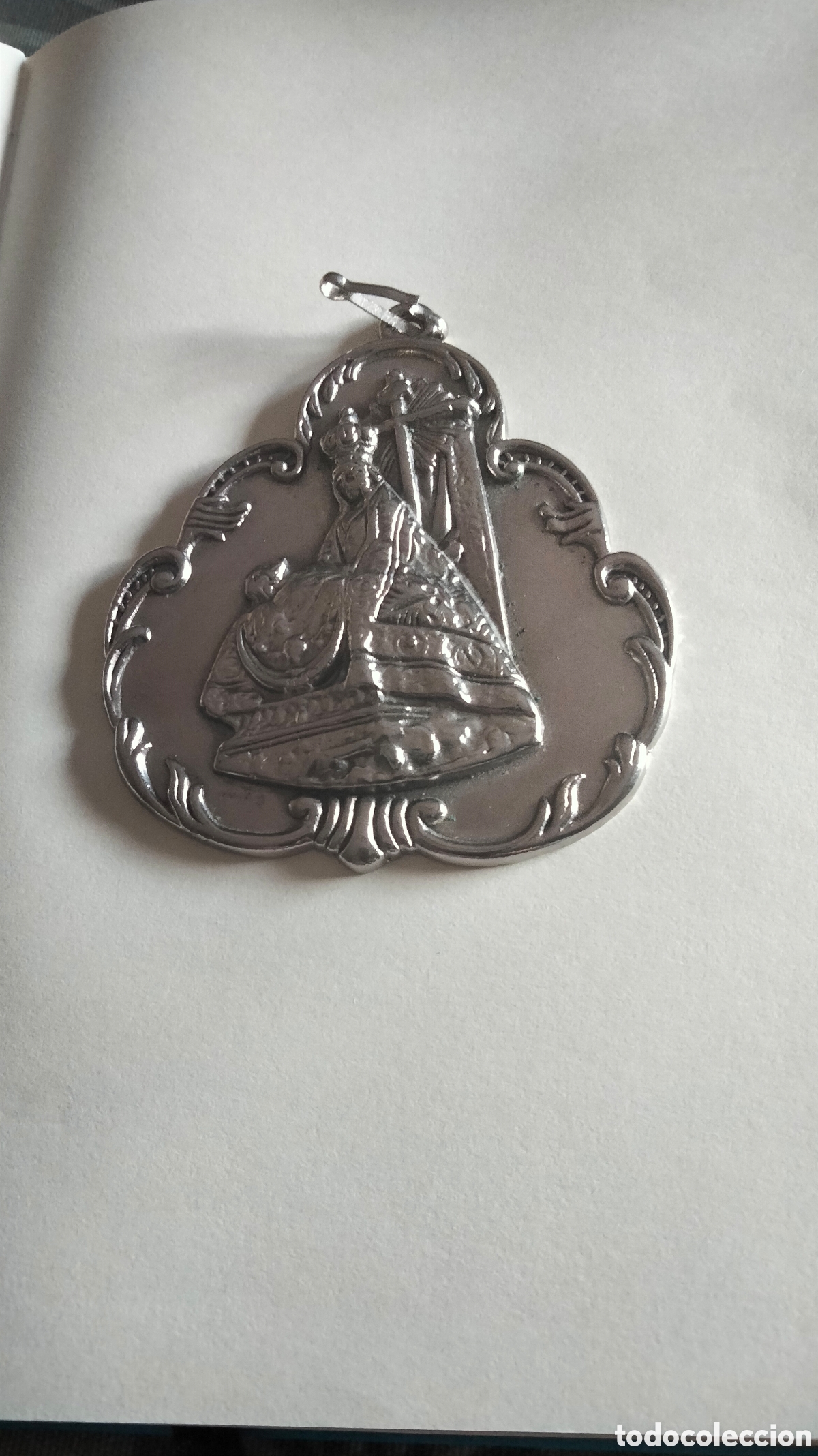 Antig&uuml;edades: MEDALLON VIRGEN DE LAS ANGUSTIAS - Foto 1