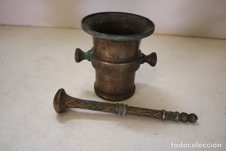 Antig&uuml;edades: antiguo almirez de bronce - Foto 4