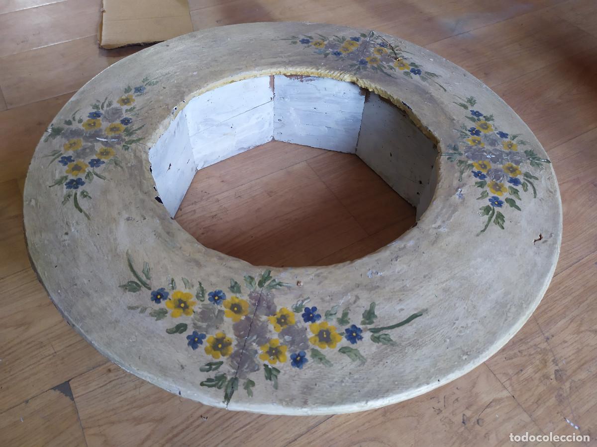 Antig&uuml;edades: Soporte de madera para brasero - Foto 1