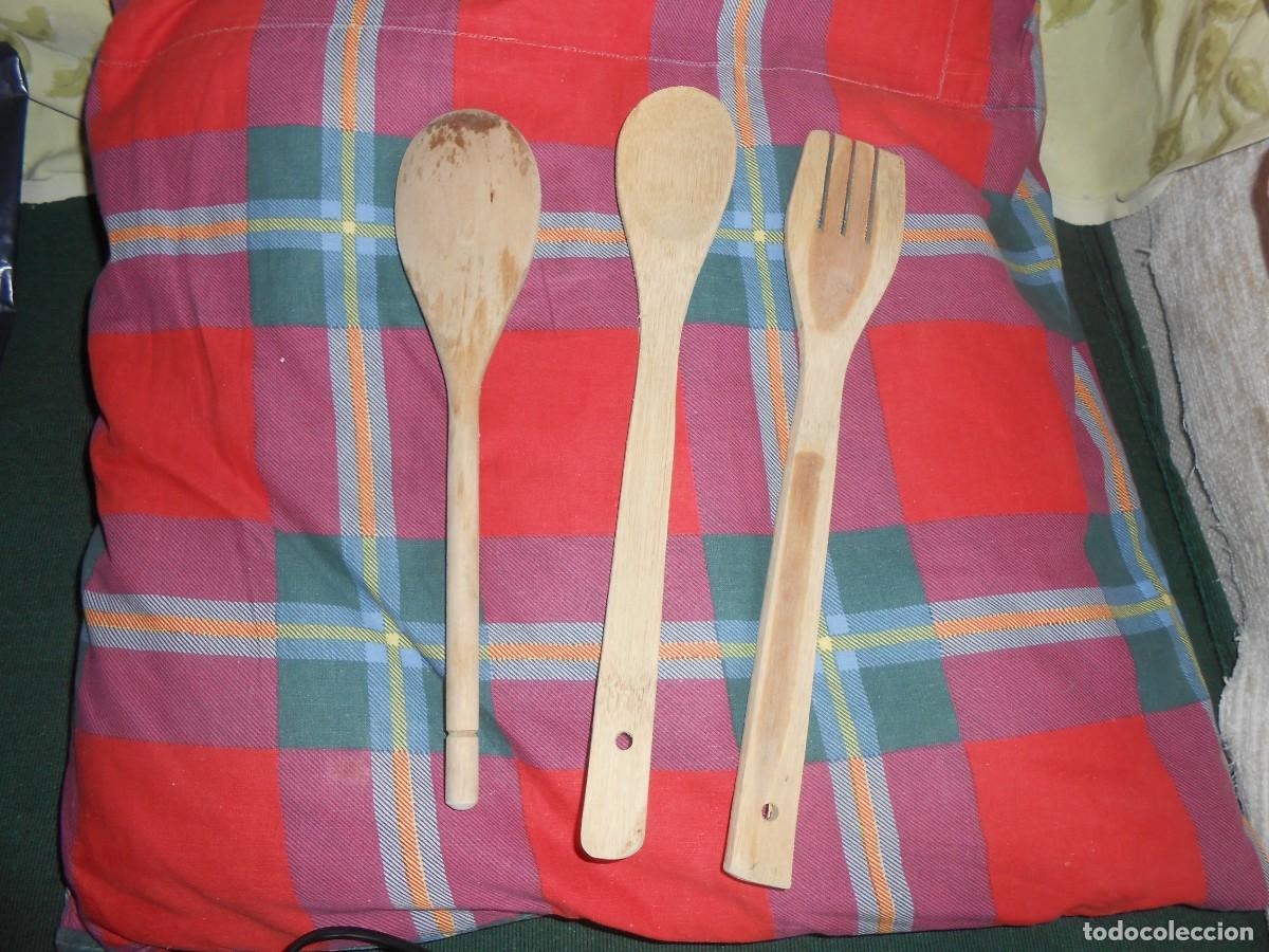 Antig&uuml;edades: Cubiertos de madera - Foto 2