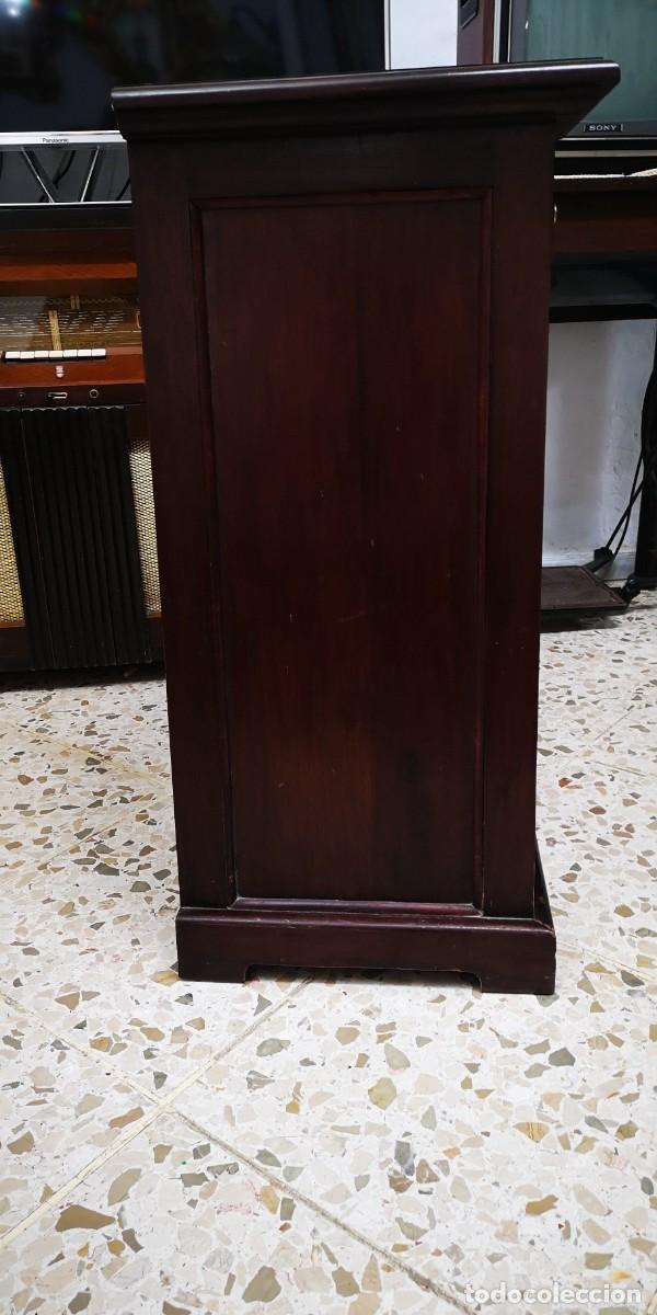 Antig&uuml;edades: Mueble forma piramidal. REF.MP 5115 - Foto 3