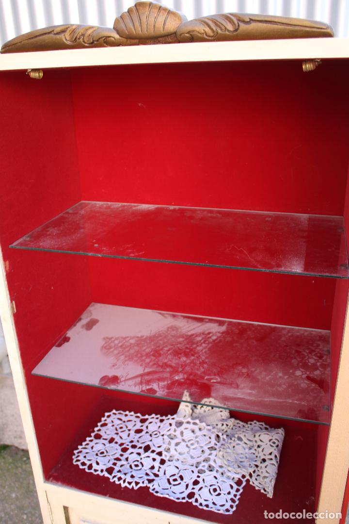 Antig&uuml;edades: mueble vitrina - Foto 2