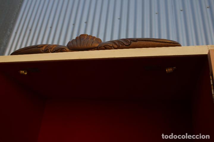 Antig&uuml;edades: mueble vitrina - Foto 4