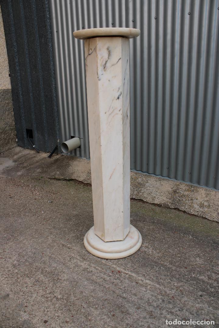 Antig&uuml;edades: peana columna de marmol - Foto 1