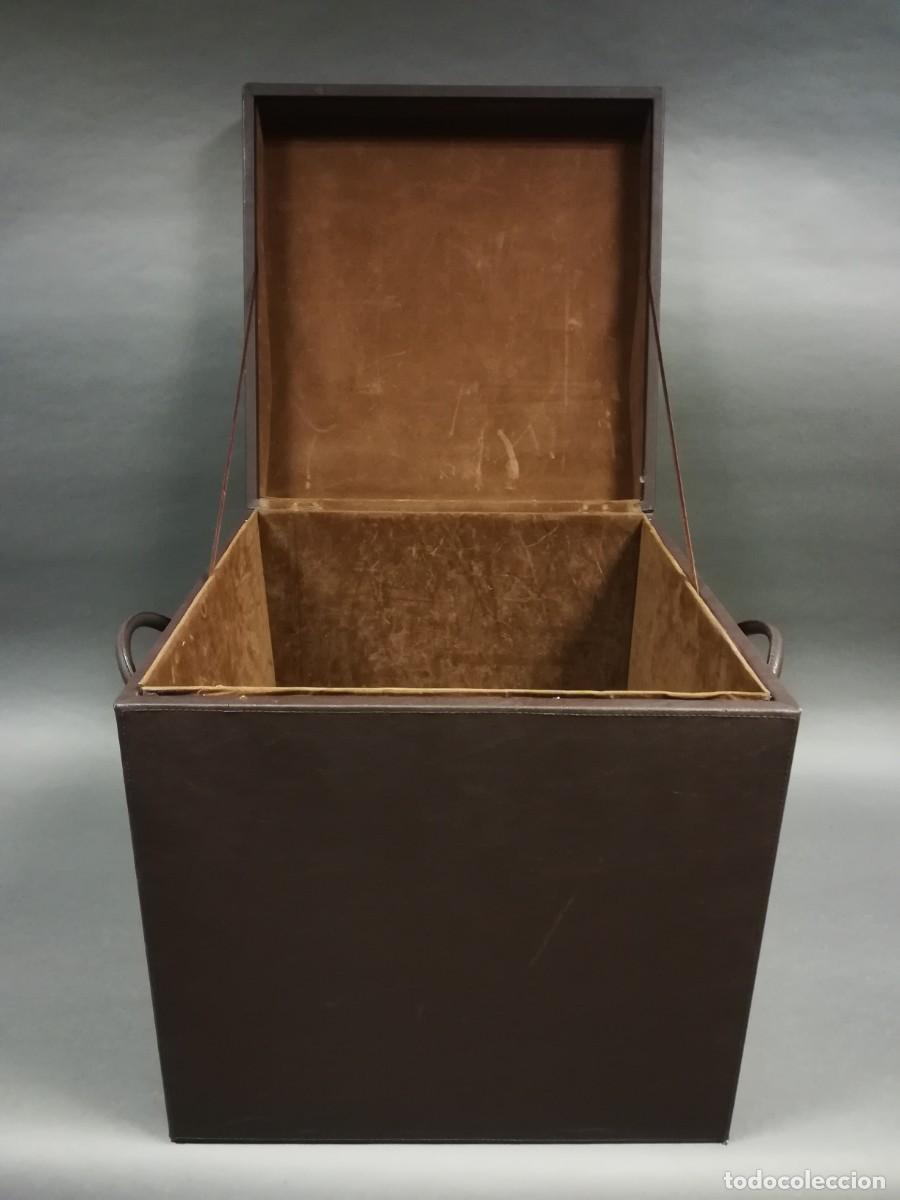 Antig&uuml;edades: CAJON ASIENTO VINOTECA - Foto 9