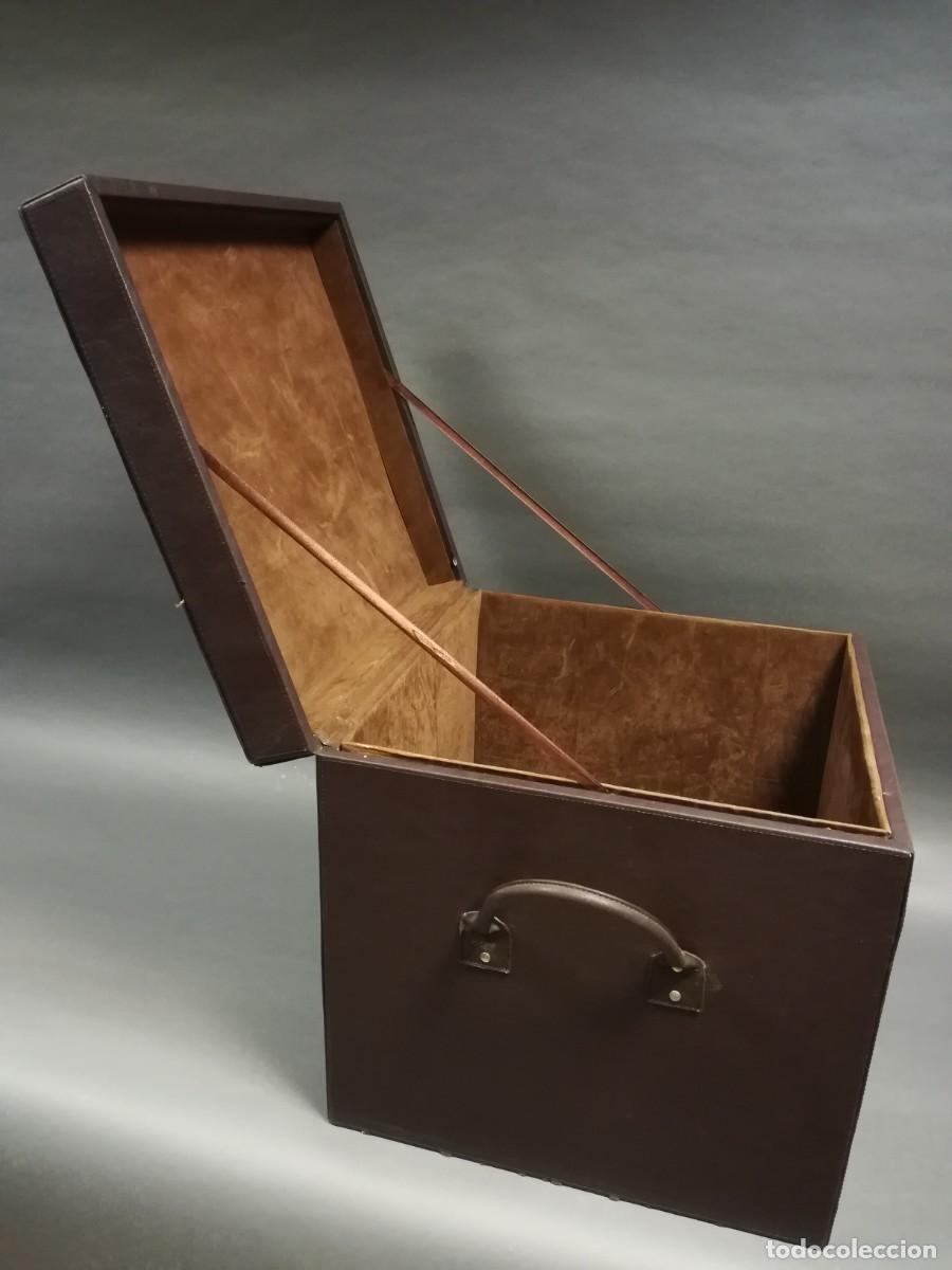 Antig&uuml;edades: CAJON ASIENTO VINOTECA - Foto 10