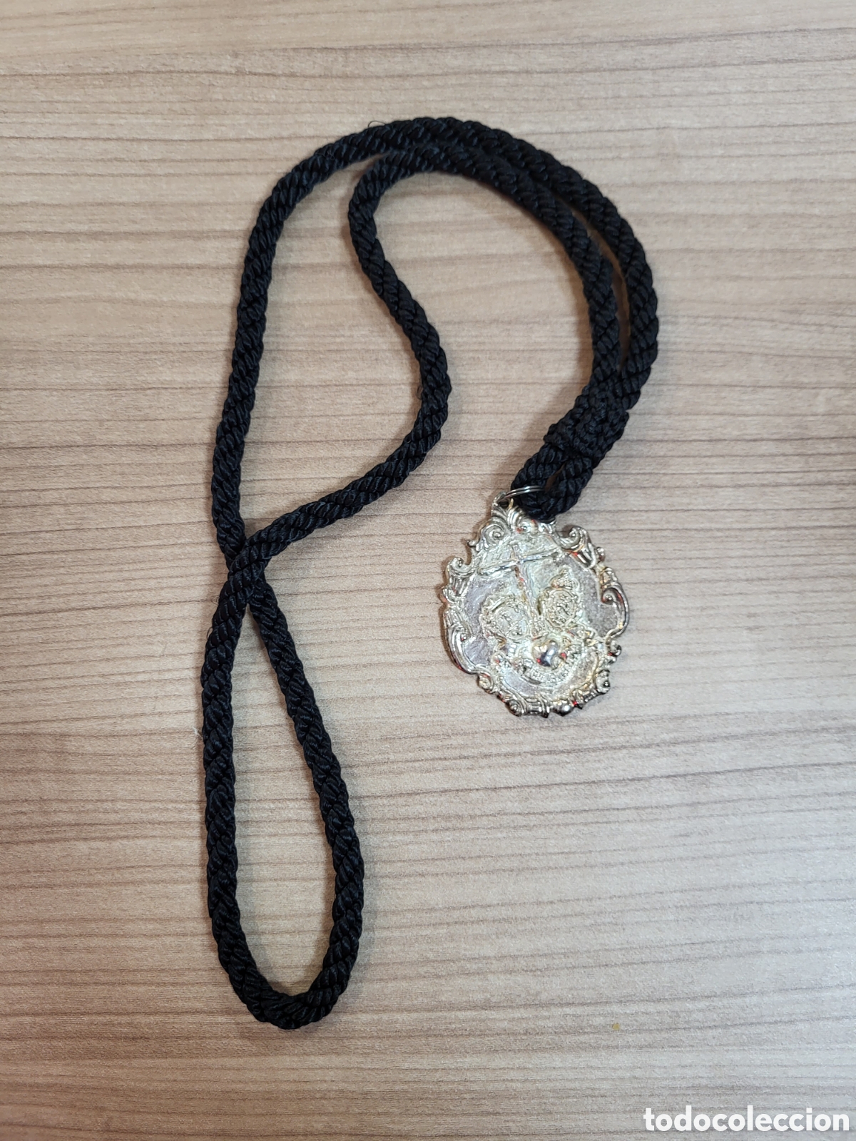 Antig&uuml;edades: MEDALLA COFRADE - Foto 1
