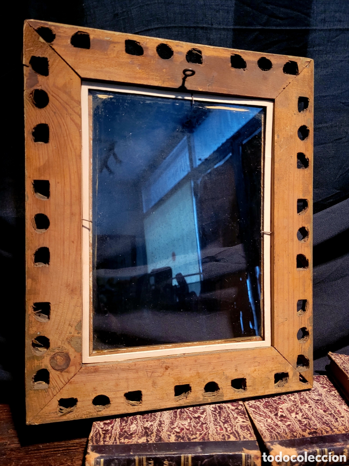 Antig&uuml;edades: ANTIGUO MARCO DE MADERA DORADA - Foto 8