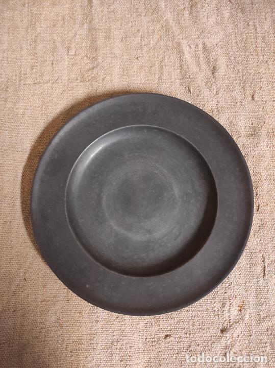 Antig&uuml;edades: plato de esta&ntilde;o - Foto 4