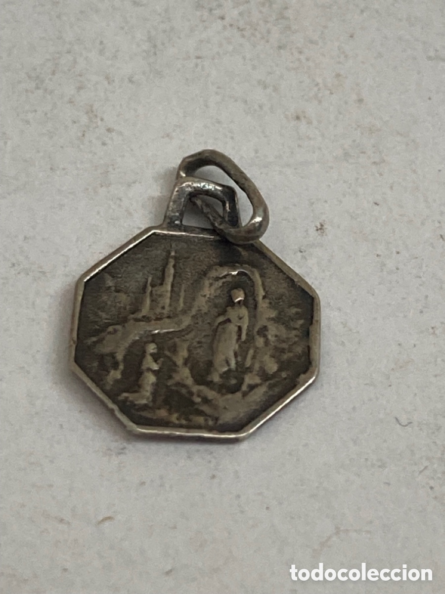 Antig&uuml;edades: Medalla de plata religiosa - Foto 1