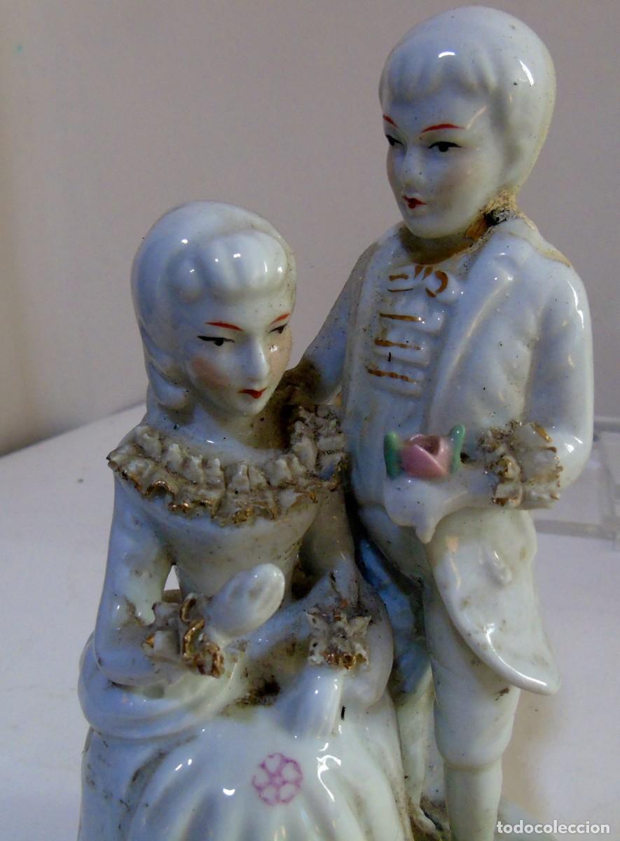 Antig&uuml;edades: FIGURA DE PORCELANA - Foto 1