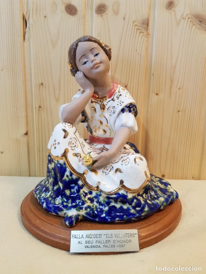 Antig&uuml;edades: FIGURA FALLERA PORCELANA - Foto 1